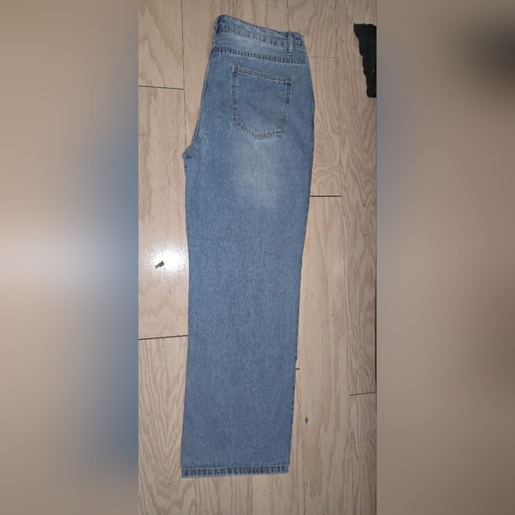 Pantalón recto- Straight Screen - Picture 3 of 9